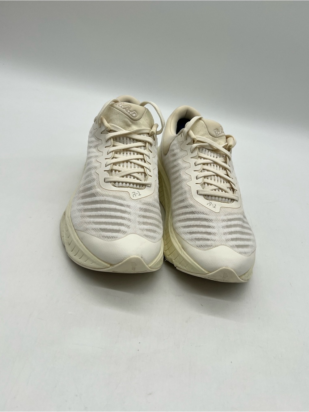 R.A.D R-1 All White Foam Men’s Sz 8 Running Shoes Lace Up Sneakers 0123-R1AW-080
